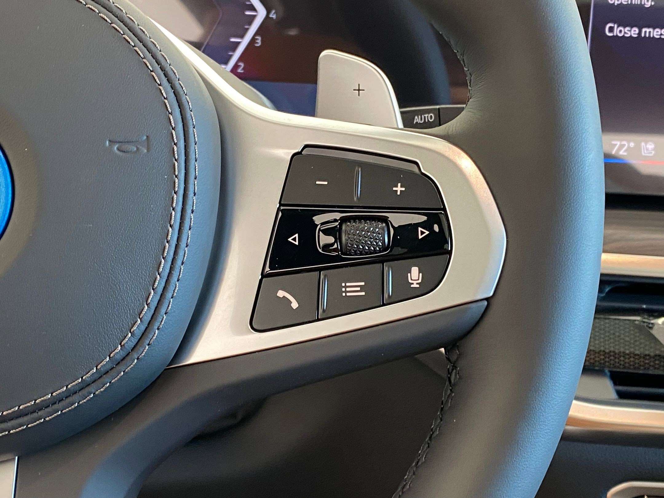 New 2026 BMW X5 xDrive50e w/ M Sport Package image 31