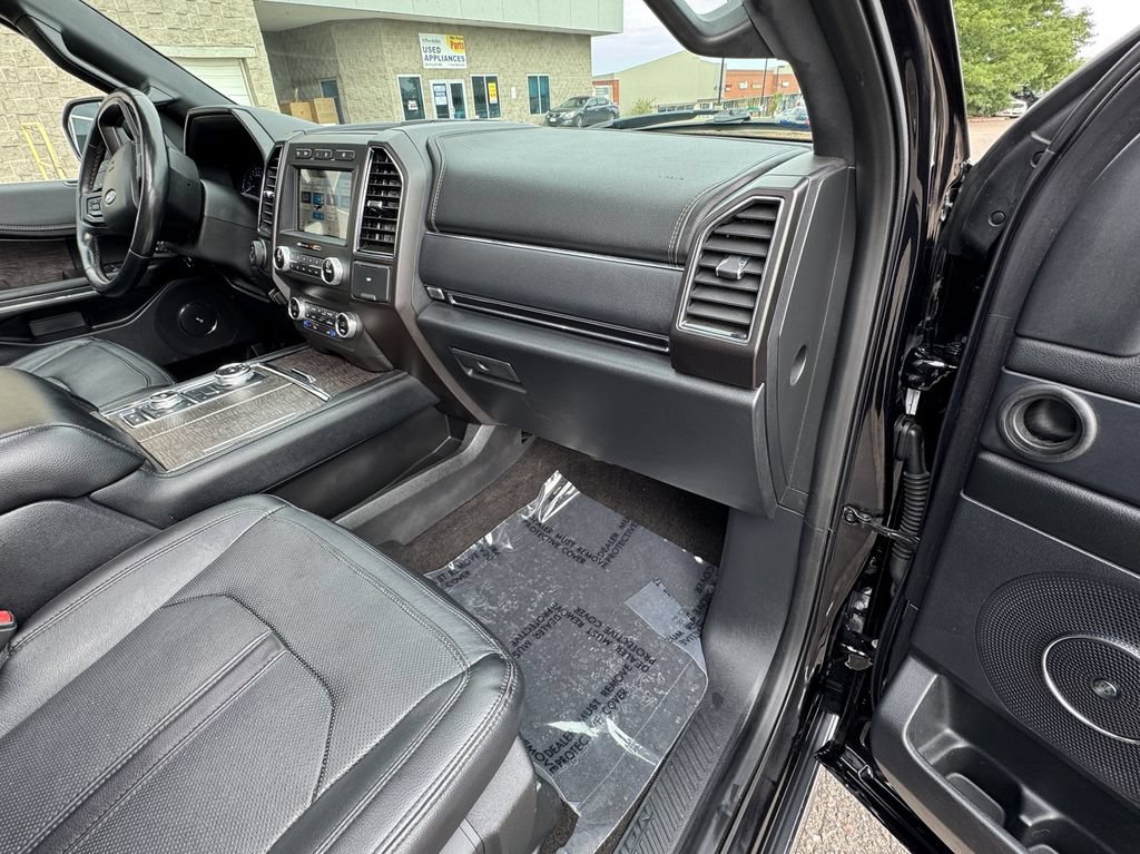 Used 2019 Ford Expedition Limited AWD/4WD image 38