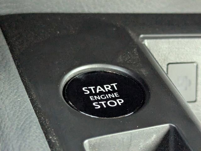 New 2026 Nissan Kicks SR image 25