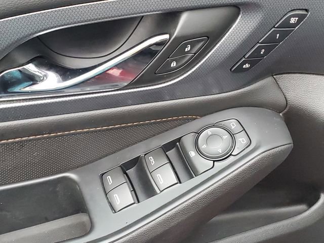 Used 2018 Chevrolet Traverse Premier w/ Driver Confidence II Package image 24