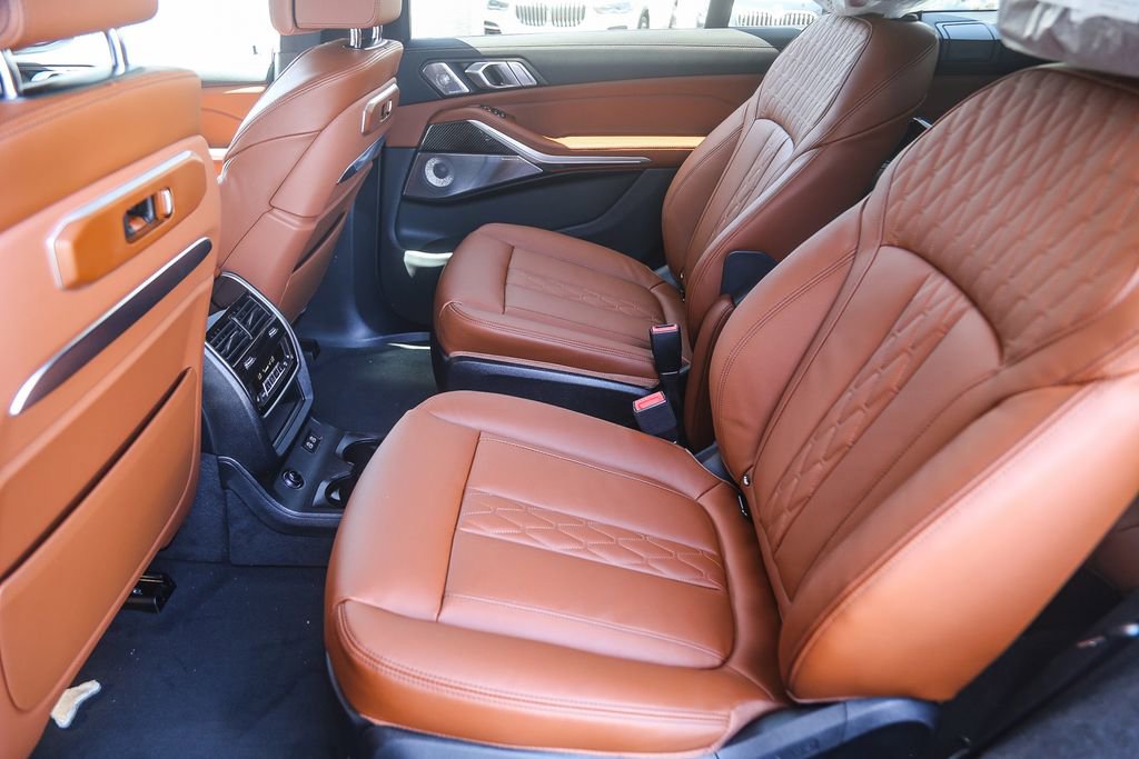 New 2027 BMW X7 M60i AWD/4WD image 15