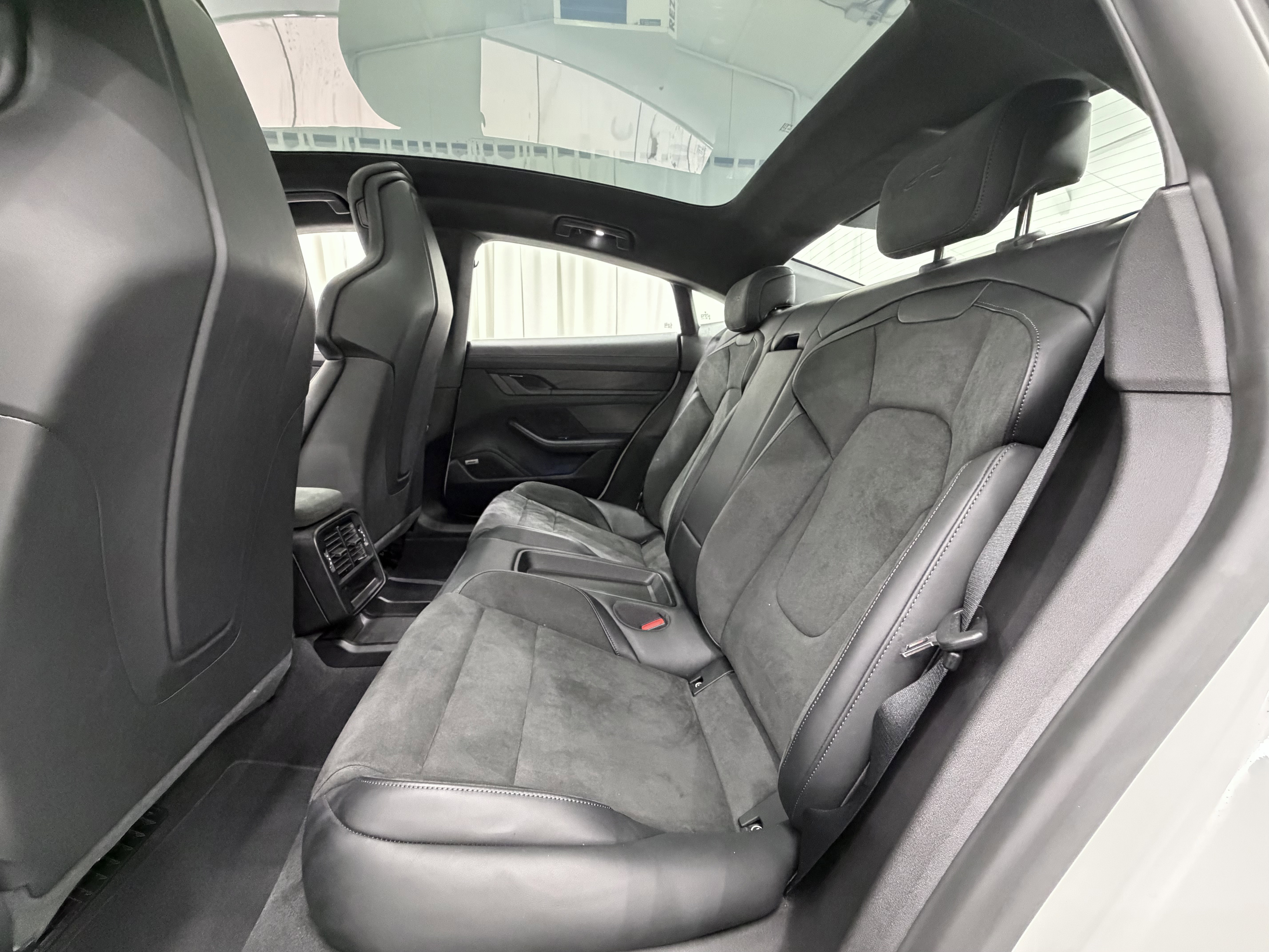 Certified 2024 Porsche Taycan GTS image 20