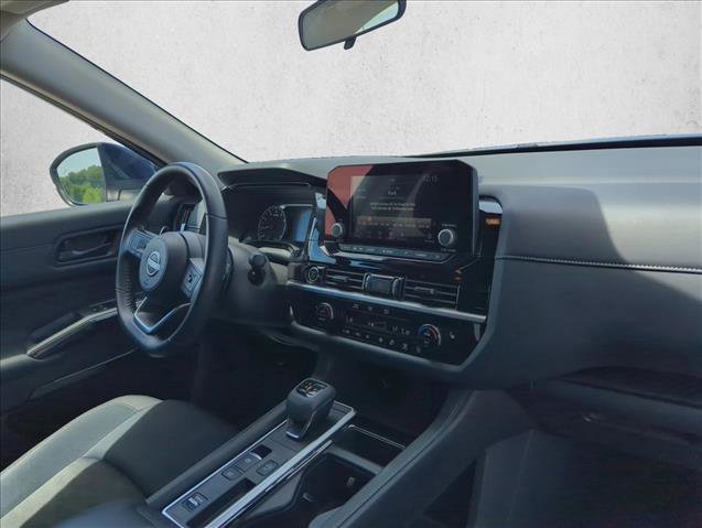 Used 2024 Nissan Pathfinder SV FWD image 22