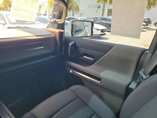 Used 2025 GMC Hummer EV 3X AWD/4WD image 15