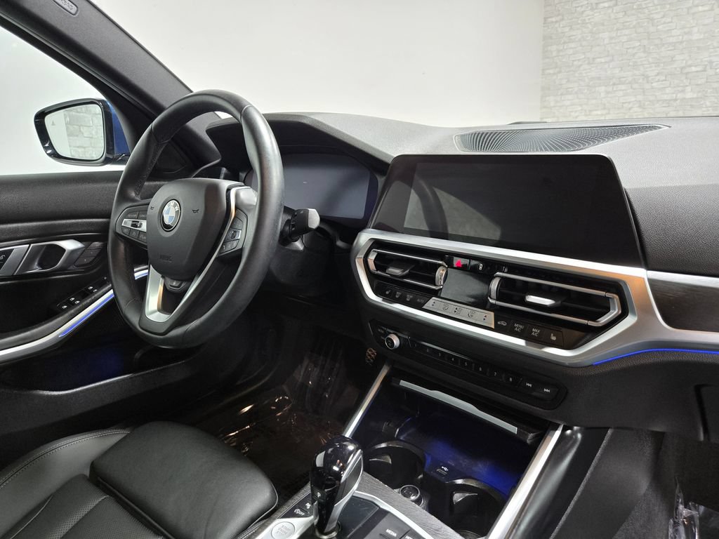 Used 2022 BMW 330i xDrive Sedan w/ Driving Assistance Package AWD/4WD image 55