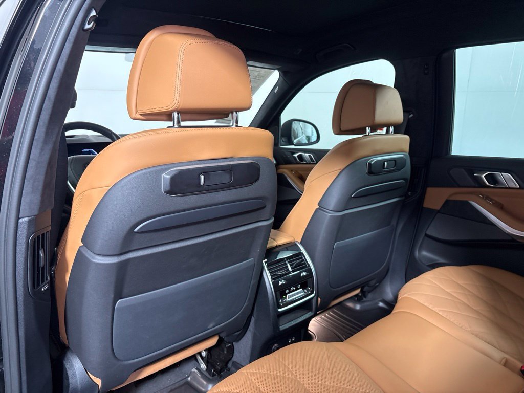 Certified 2023 BMW X7 xDrive40i w/ Executive Package AWD/4WD image 31
