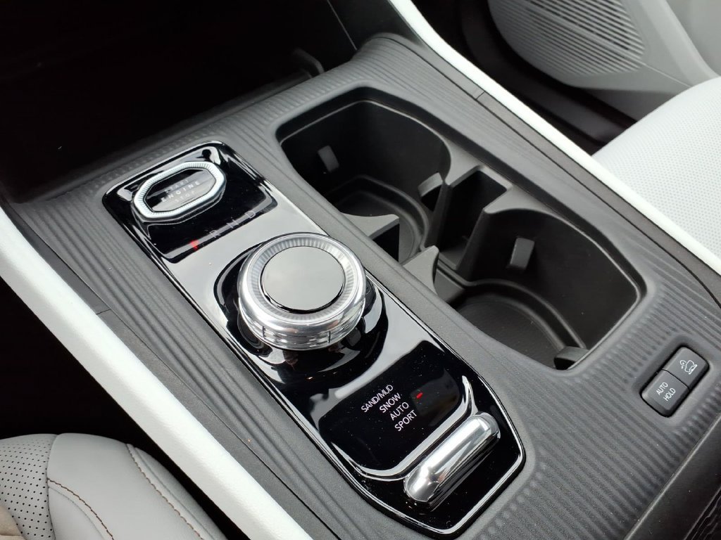 New 2026 Jeep Cherokee Limited AWD/4WD image 17
