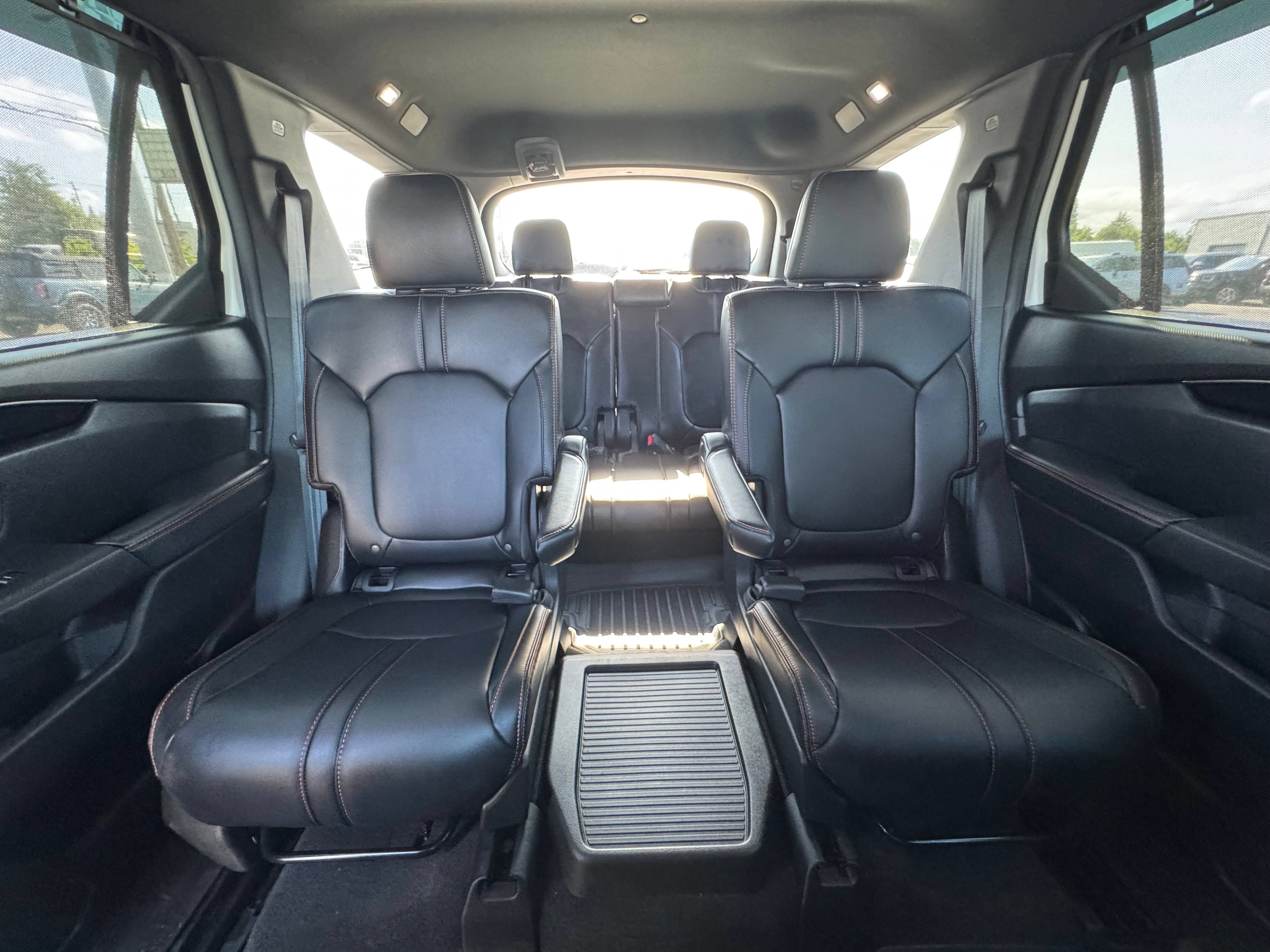 Used 2024 Honda Pilot TrailSport image 29