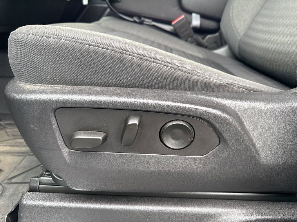 Used 2022 Chevrolet Silverado 1500 RST image 16