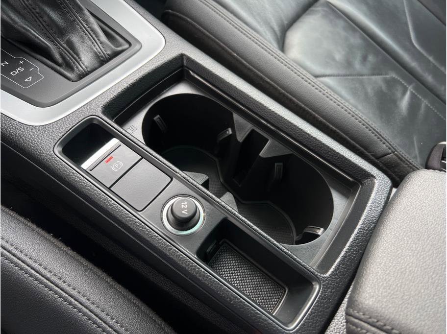 Used 2020 Audi Q3 2.0T Premium Plus w/ Premium Plus Package image 13