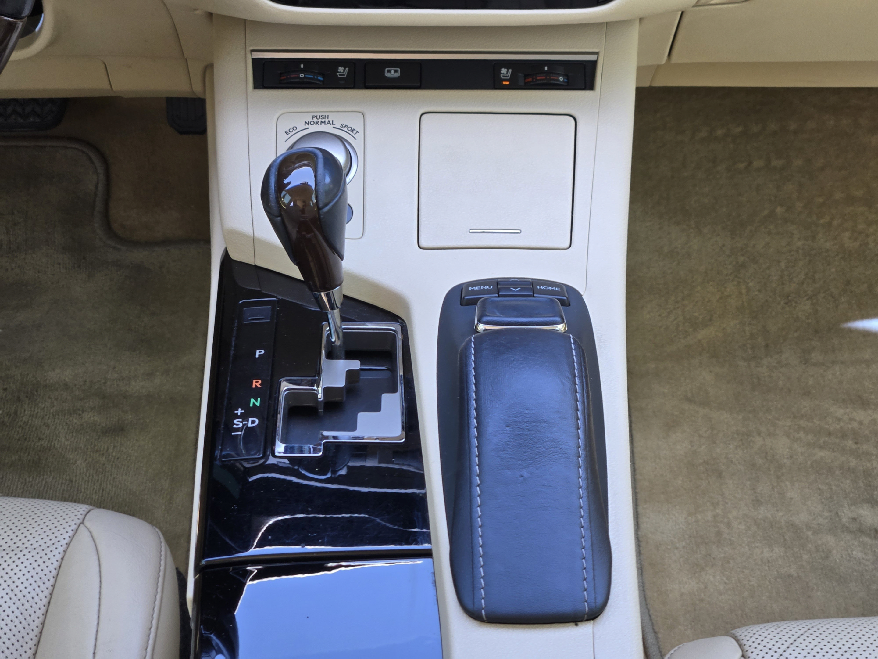 Used 2015 Lexus ES 350 w/ Luxury Package FWD image 15