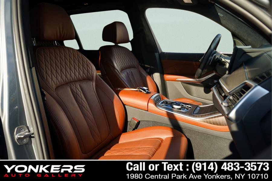 Used 2024 BMW X7 M60i w/ Executive Package image 69