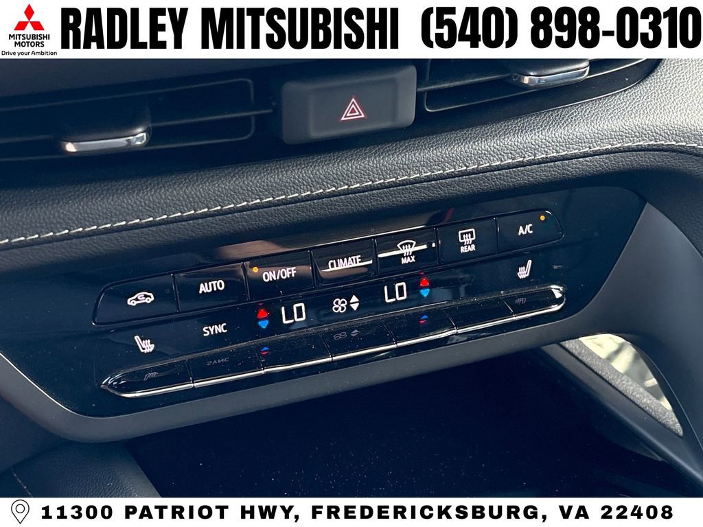 Used 2023 Buick Envision Essence w/ Technology Package I AWD/4WD image 10