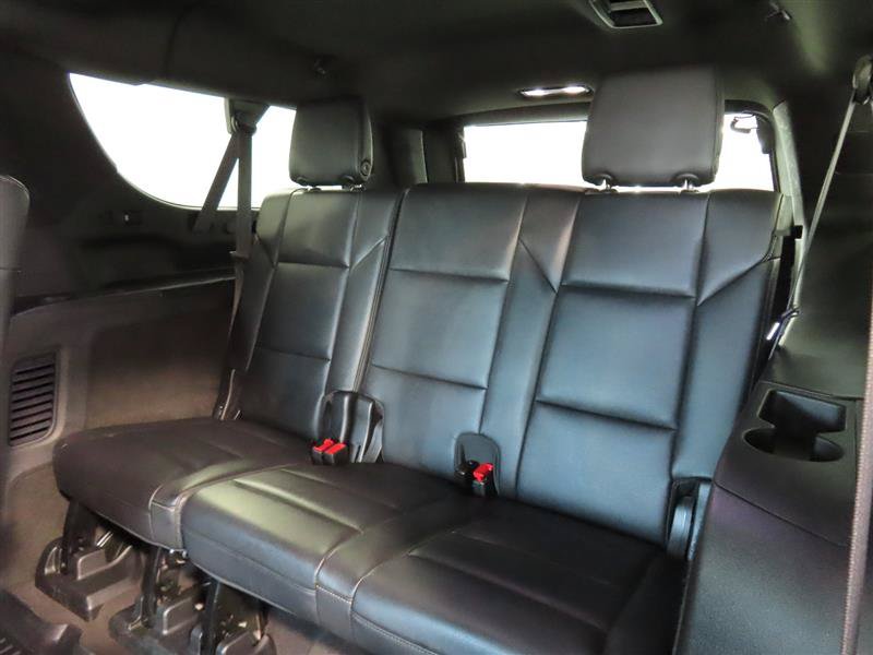 Used 2024 Cadillac Escalade ESV Luxury AWD/4WD image 35