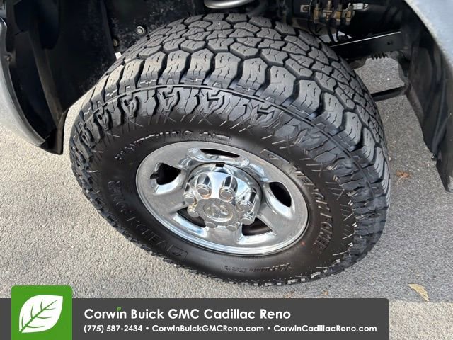 Used 2013 RAM 2500 Tradesman w/ Chrome Appearance Group image 32