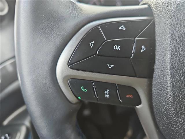 Used 2018 Jeep Grand Cherokee Laredo image 24