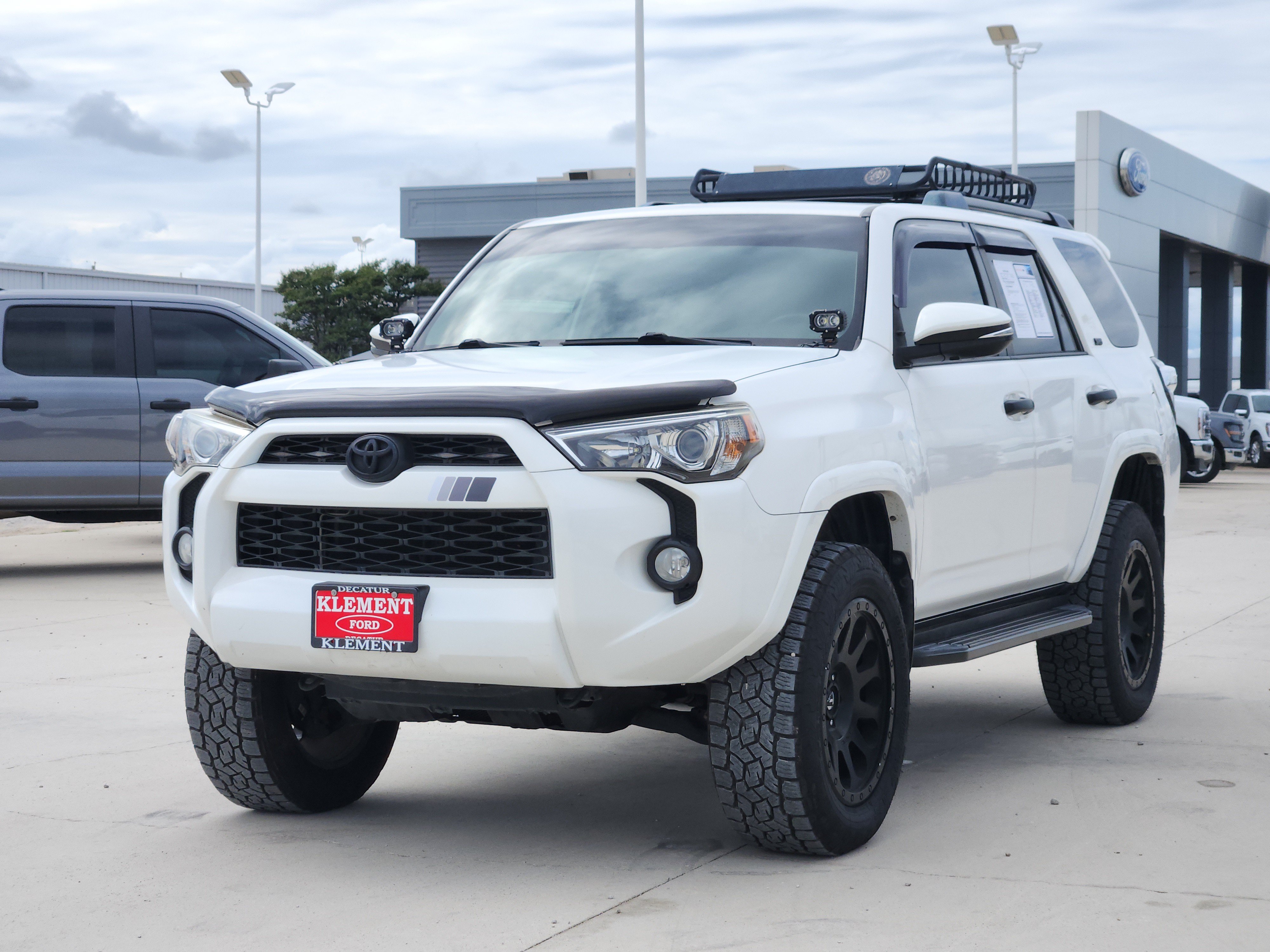 Used 2019 Toyota 4Runner SR5 Premium AWD/4WD image 1