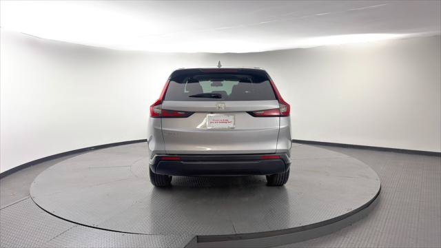 Used 2023 Honda CR-V EX image 7