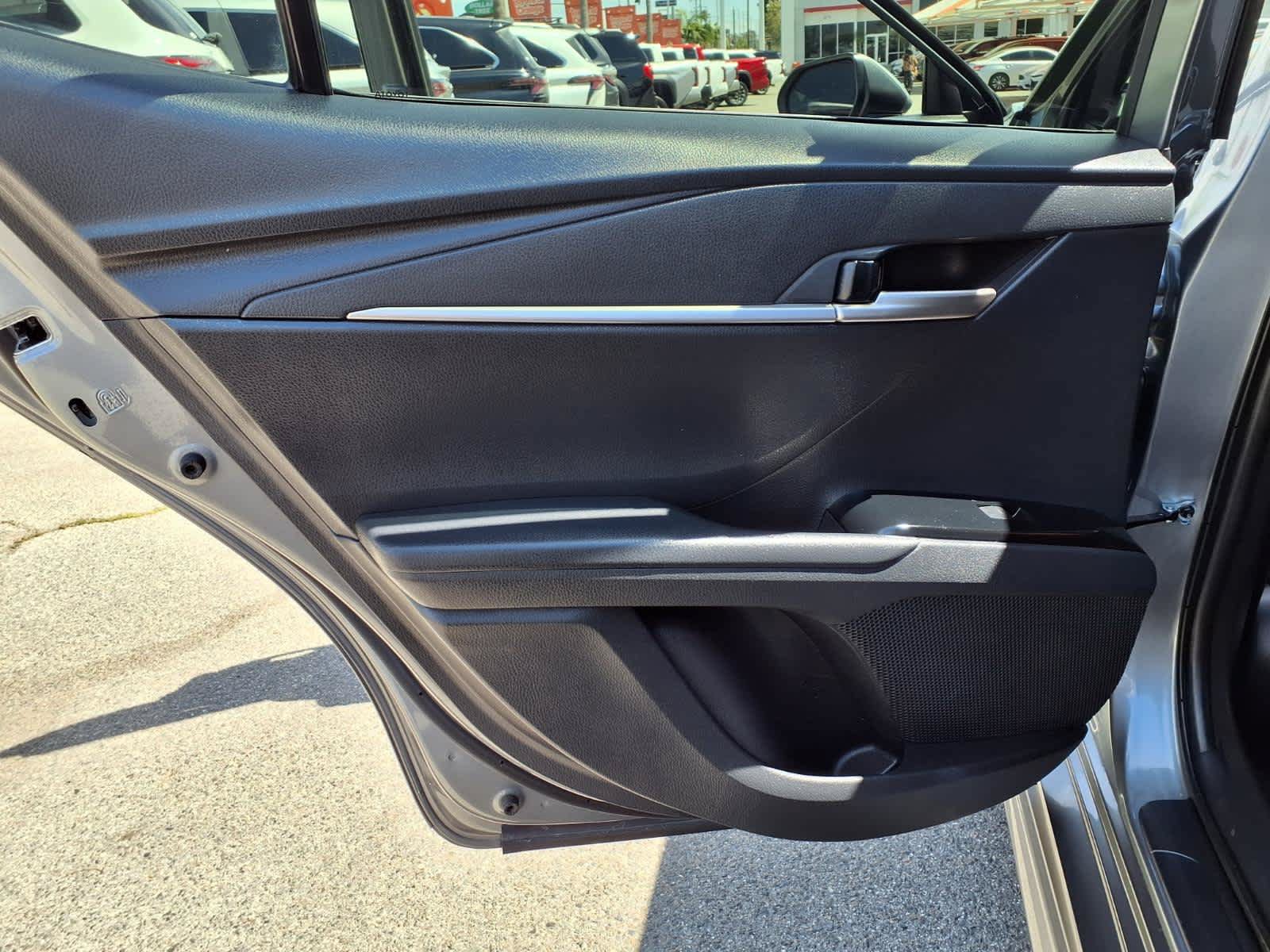 Certified 2025 Toyota Camry SE w/ Convenience Package FWD image 10