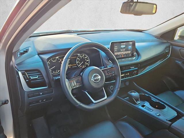 Used 2023 Nissan Rogue SL FWD image 10