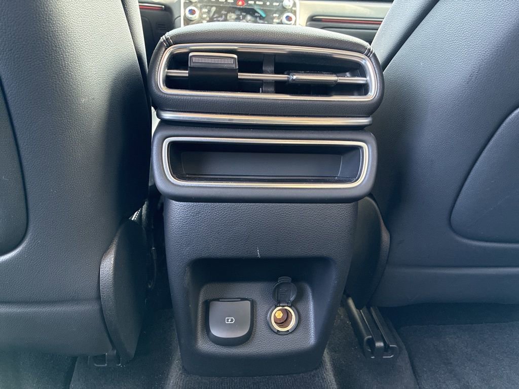 Used 2025 Genesis GV80 2.5T Standard image 16