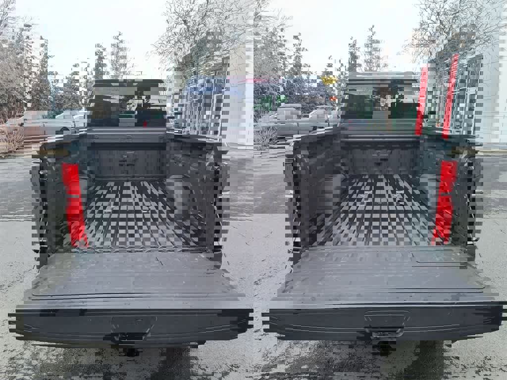 Used 2025 Chevrolet Silverado 3500 LTZ w/ LTZ Plus Package image 23