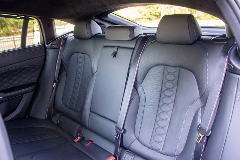 Used 2025 BMW X6 M Competition w/ Executive Package image 22