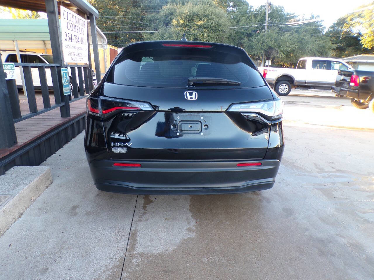 Used 2024 Honda HR-V LX image 7