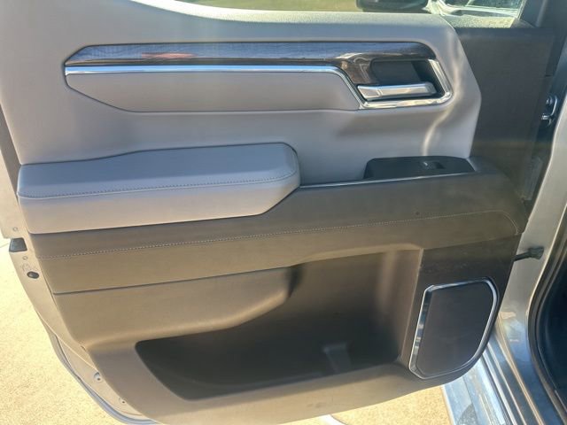 Used 2024 Chevrolet Silverado 1500 LTZ image 22