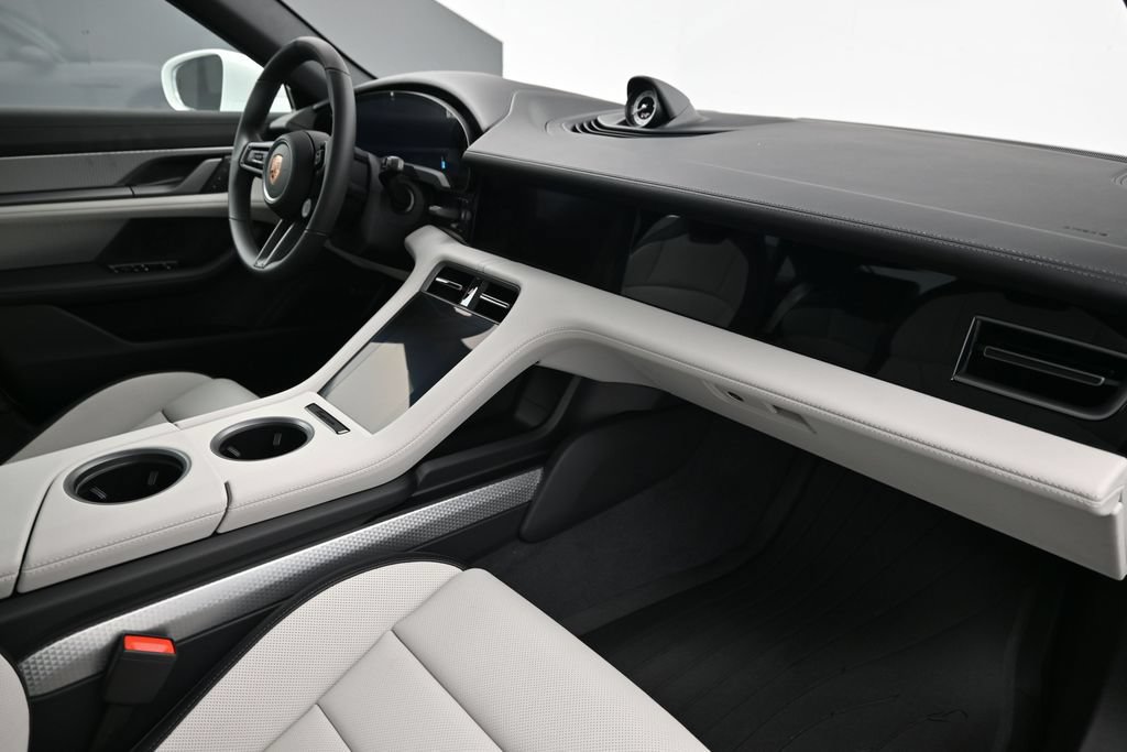 New 2026 Porsche Taycan AWD/4WD image 14