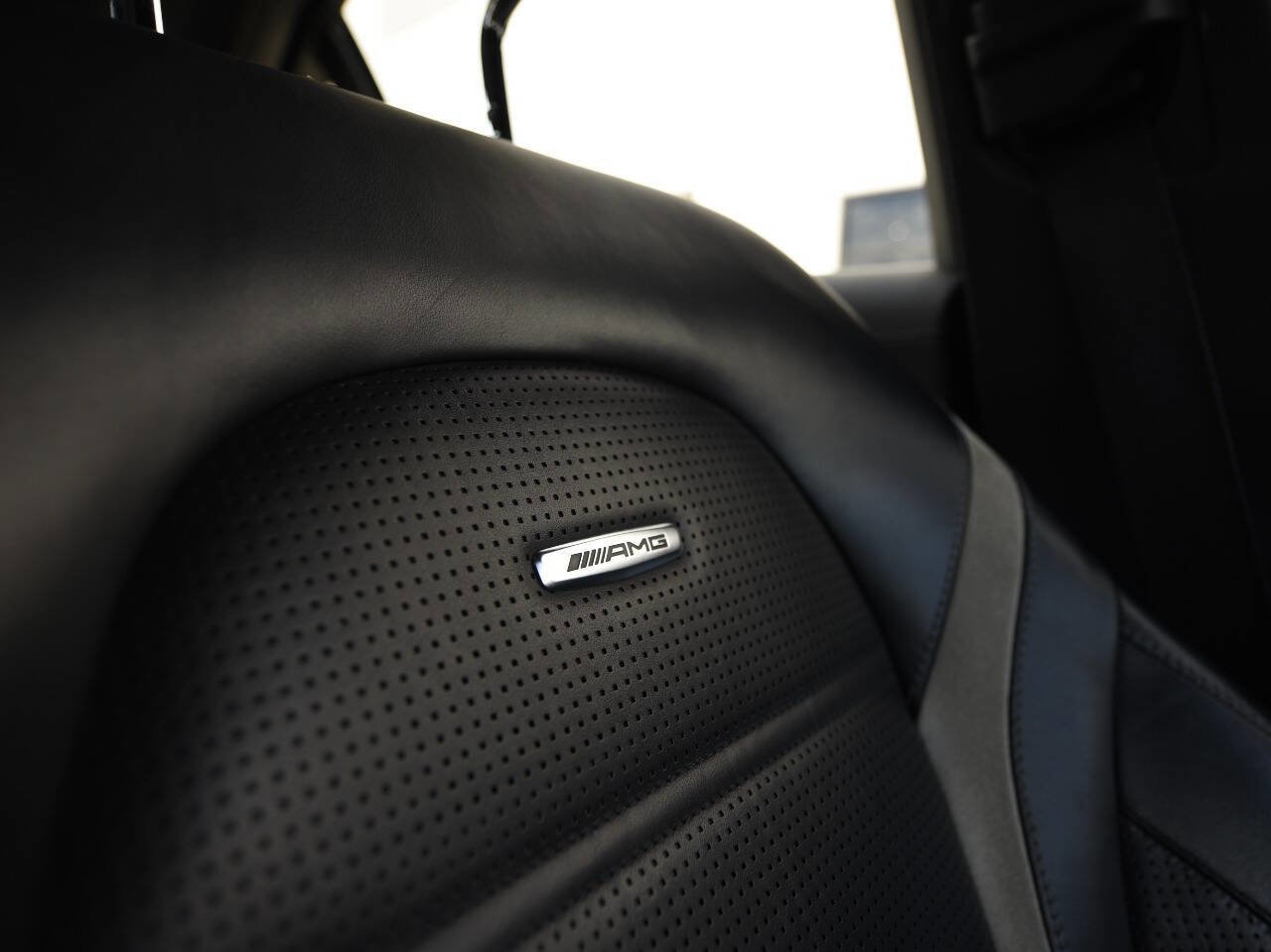 Used 2016 Mercedes-Benz C 63 AMG S image 21