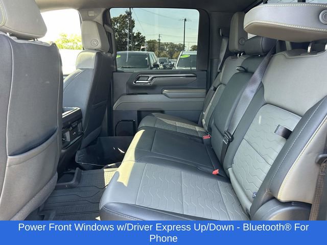 Used 2024 Chevrolet Silverado 2500 ZR2 w/ Technology Package AWD/4WD image 18