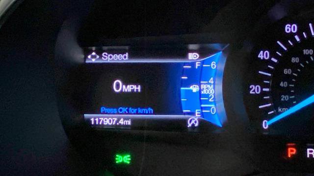 Used 2020 Ford Edge Titanium AWD/4WD image 10