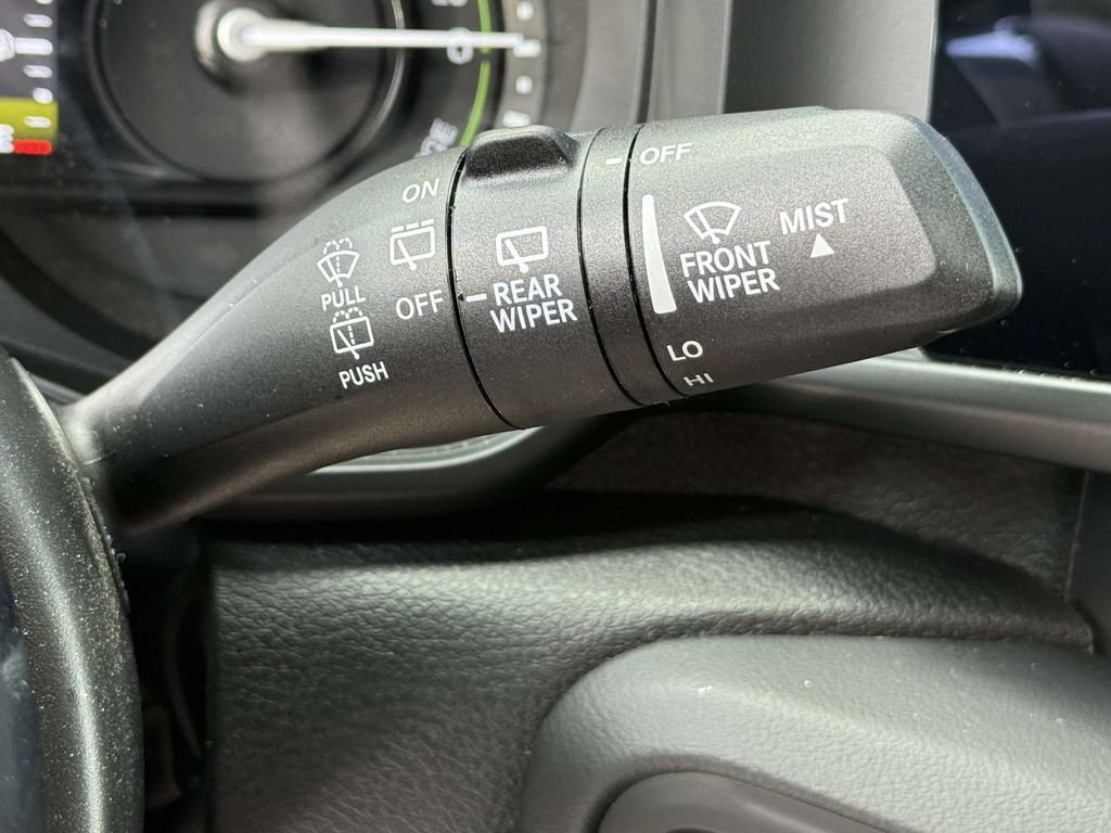Used 2024 Jeep Wrangler High Altitude AWD/4WD image 27