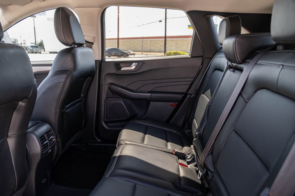 Used 2022 Ford Escape SEL image 14