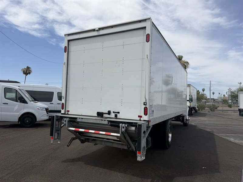 Used 2022 Ford F650 2WD Regular Cab Super Duty image 3