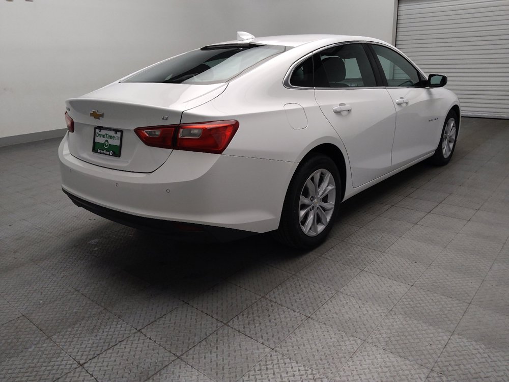 Used 2025 Chevrolet Malibu LT FWD image 9
