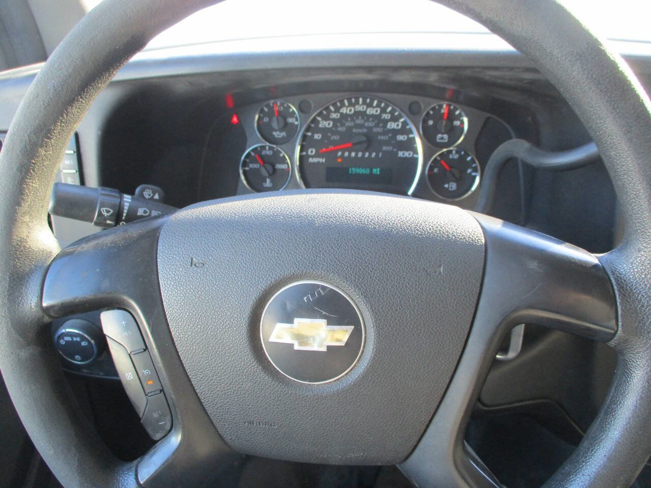 Used 2009 Chevrolet Express 3500 image 16