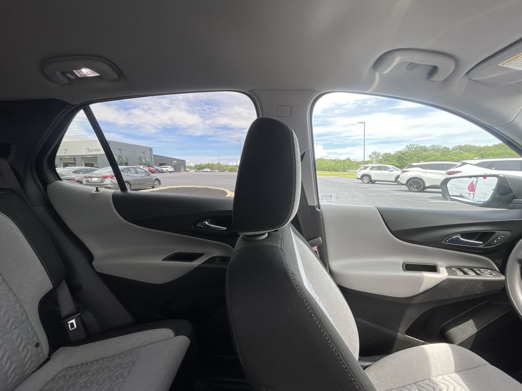 Used 2024 Chevrolet Equinox LS w/ LS Convenience Package FWD image 13