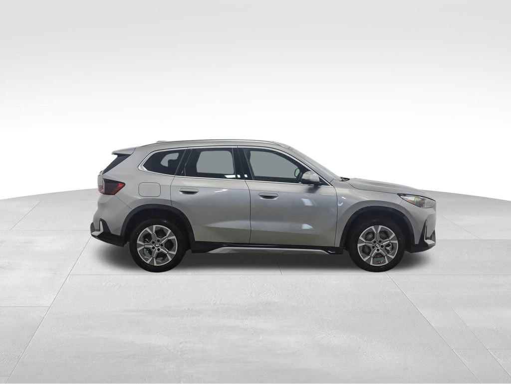 Used 2026 BMW X1 xDrive28i image 6