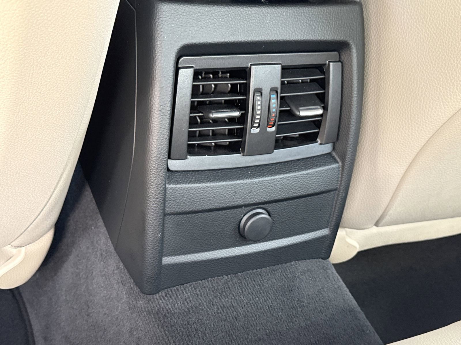 Used 2015 BMW 335i Sedan image 11