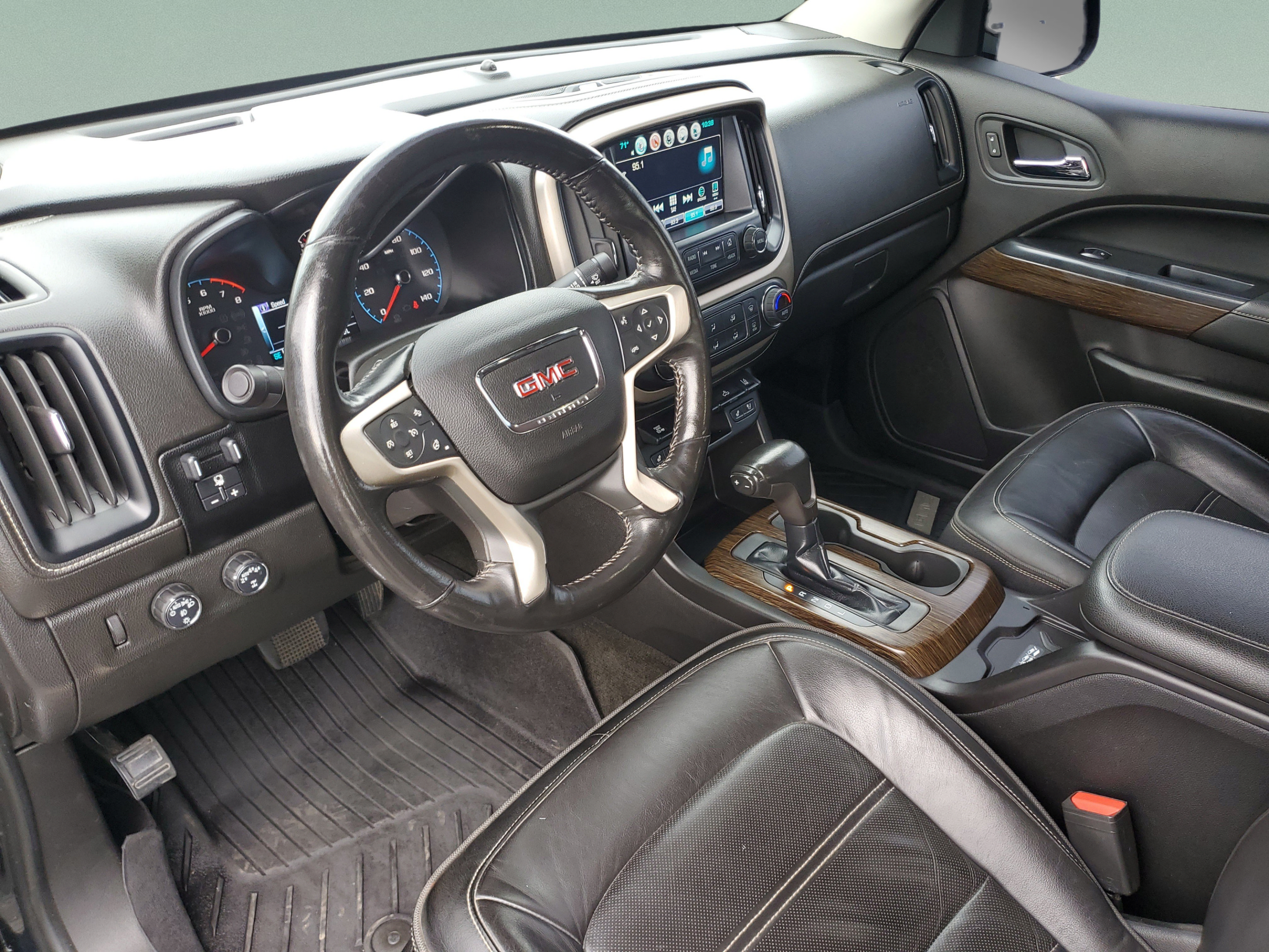 Used 2018 GMC Canyon Denali AWD/4WD image 15
