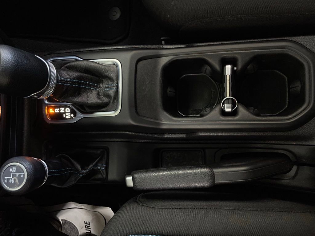 Used 2022 Jeep Wrangler Unlimited Rubicon 4xe w/ Safety Group image 37