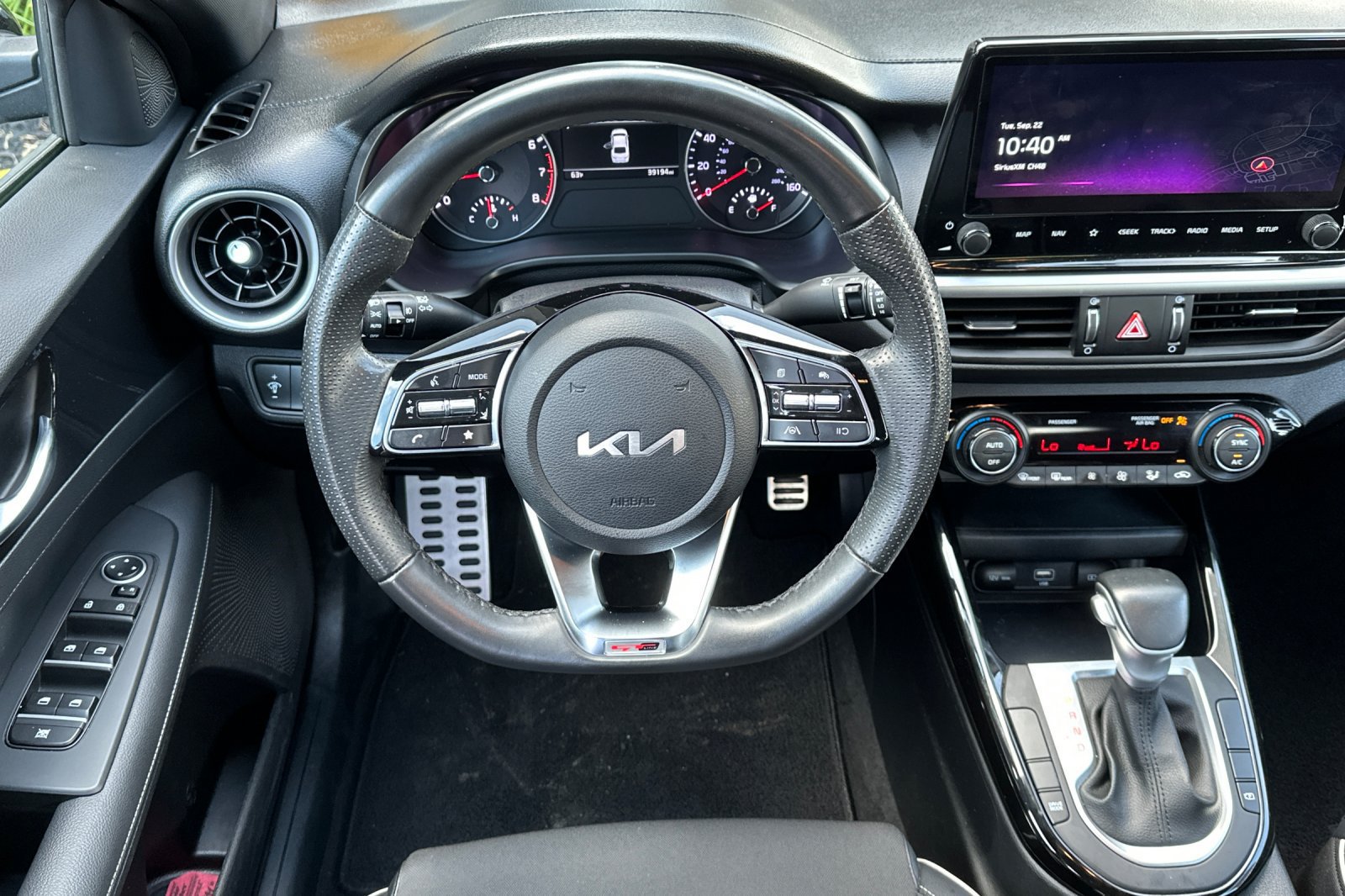 Certified 2023 Kia Forte GT-Line FWD image 17
