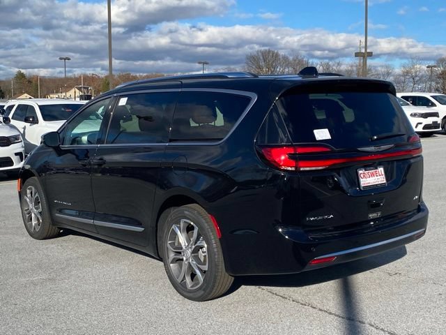 New 2026 Chrysler Pacifica Pinnacle AWD/4WD image 5