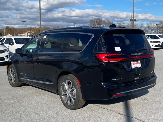 New 2026 Chrysler Pacifica Pinnacle AWD/4WD image 5