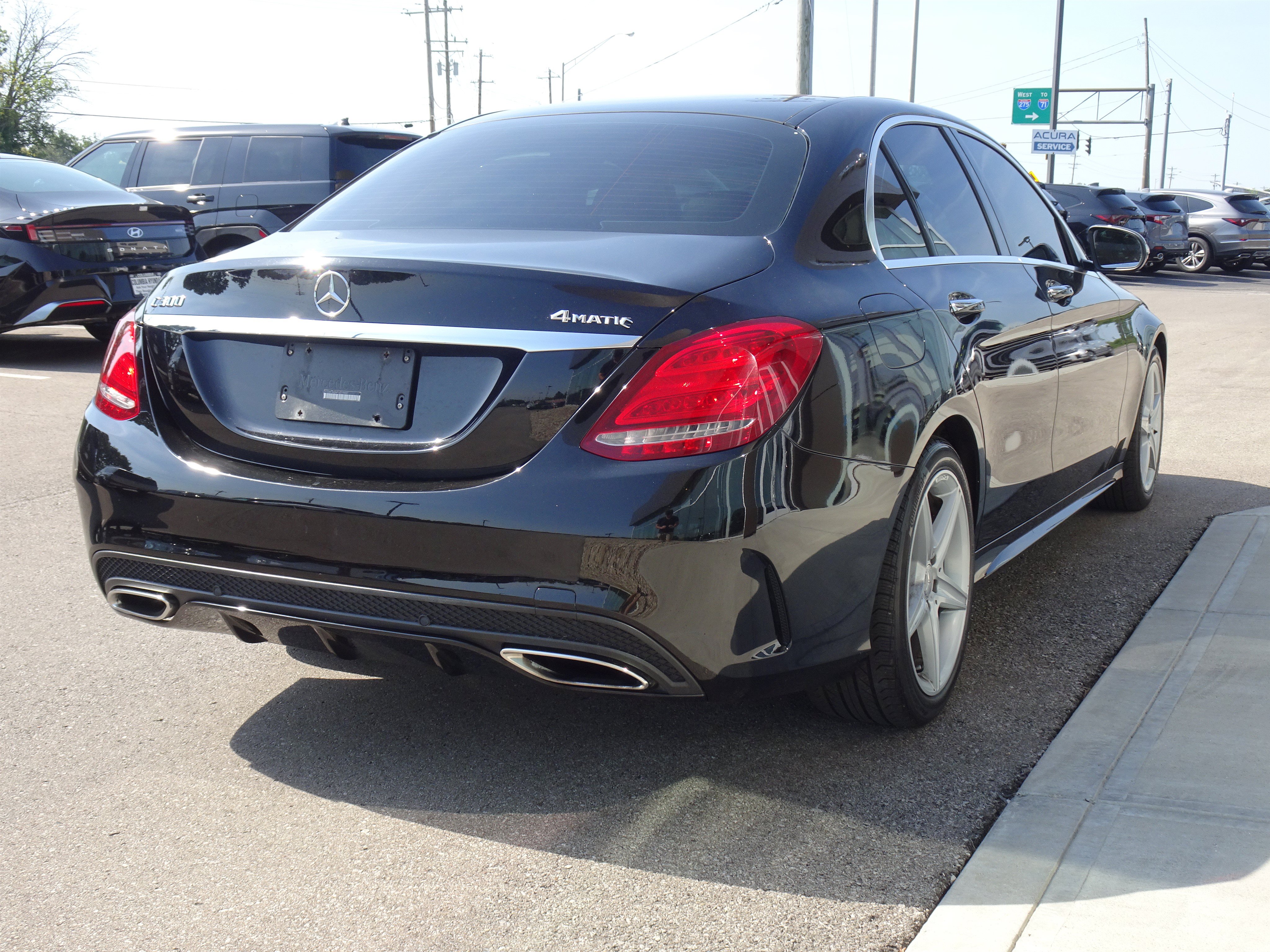 Used 2015 Mercedes-Benz C 300 4MATIC Sedan image 5