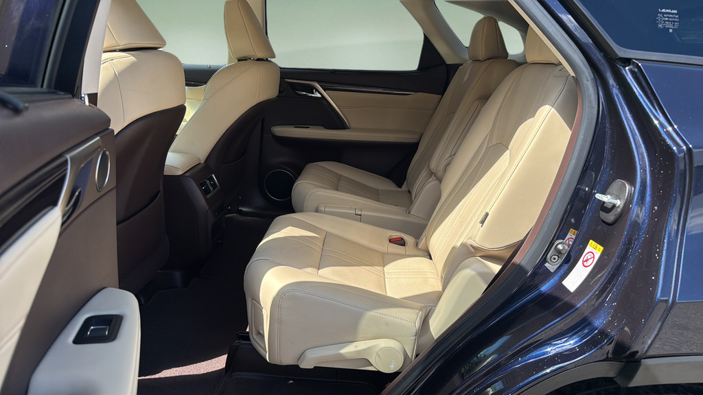 Used 2019 Lexus RX 450hL Luxury w/ Accessory Package AWD/4WD image 15