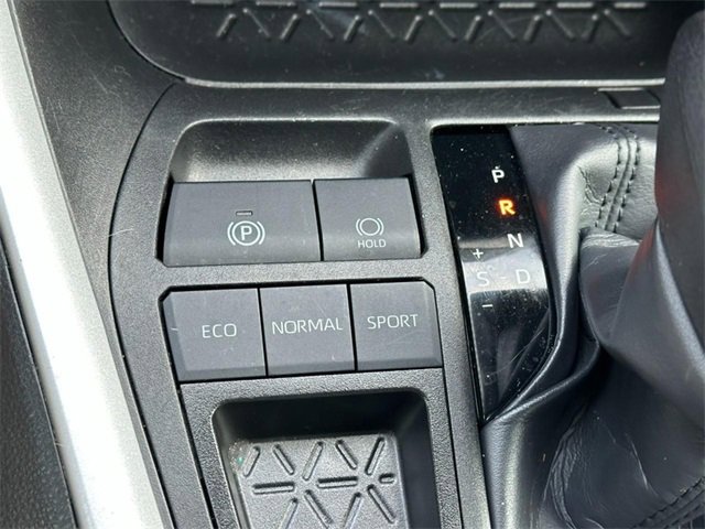 Used 2024 Toyota RAV4 XLE image 21