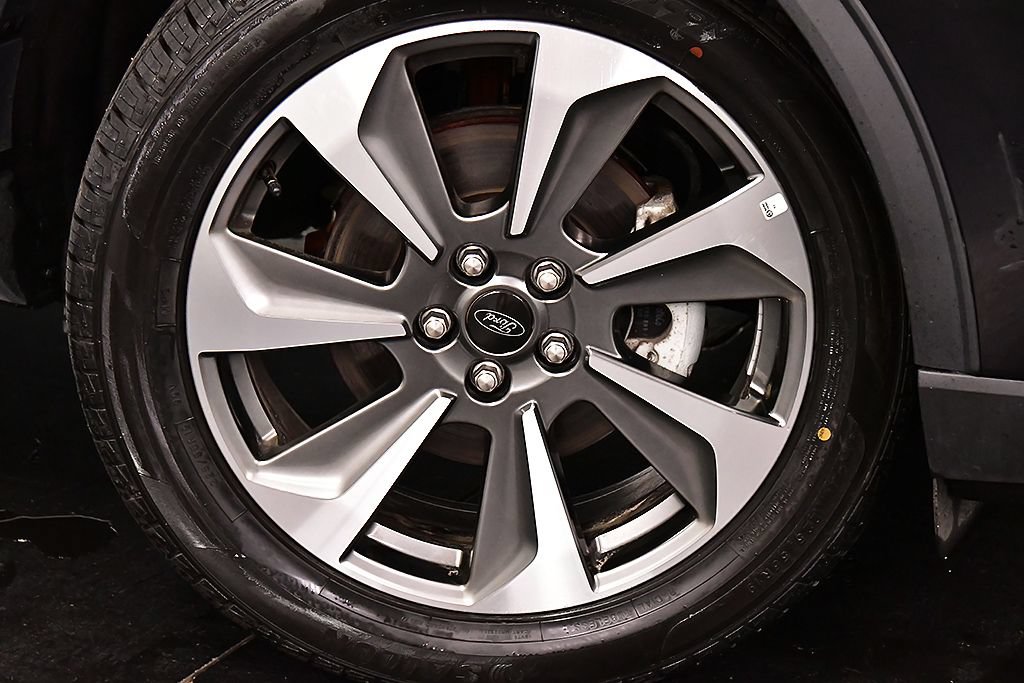 Used 2025 Ford Escape Platinum AWD/4WD image 9